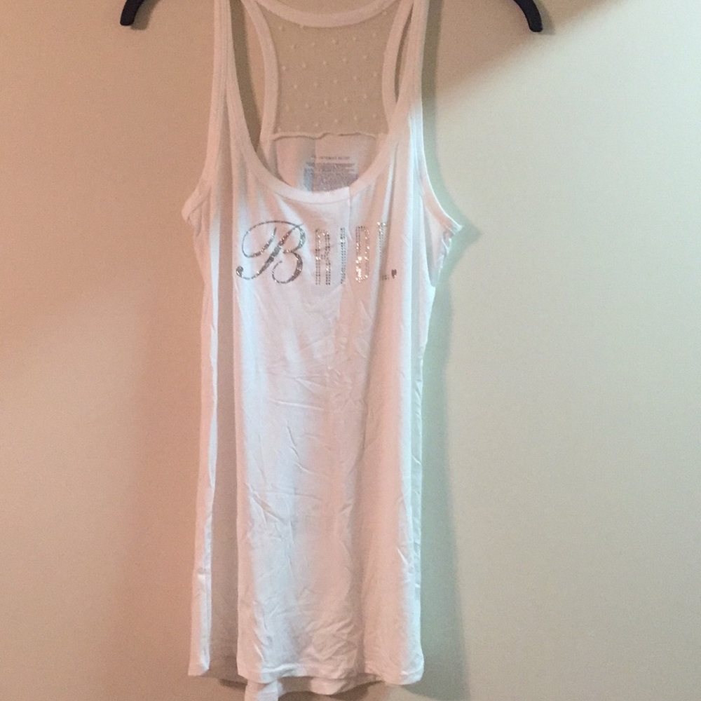 “I Do” collection tank